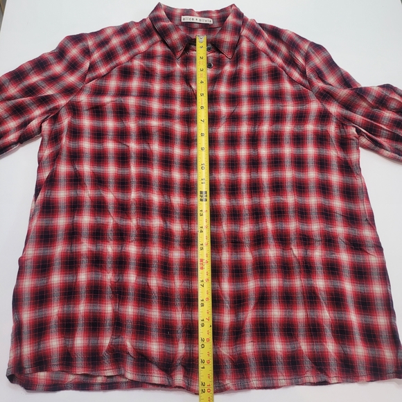 Alice + olivia red and white  crinkle plaid button down XS - Picture 11 of 15